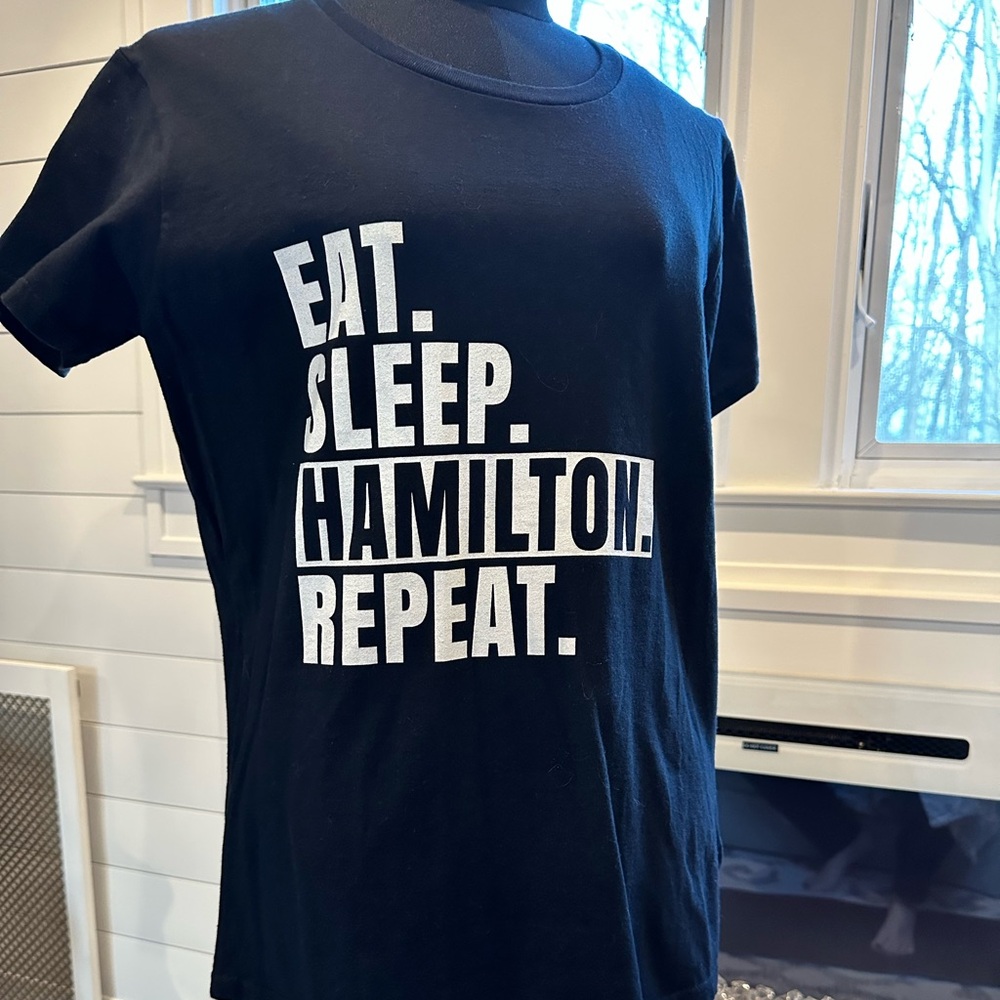 Anvil Black Medium Hamilton Tee